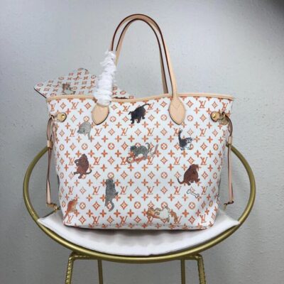 0364378d6e953a8631f91d9b611b3991 Louis Vuitton Neverfull MM Bag Grace Coddington M44459