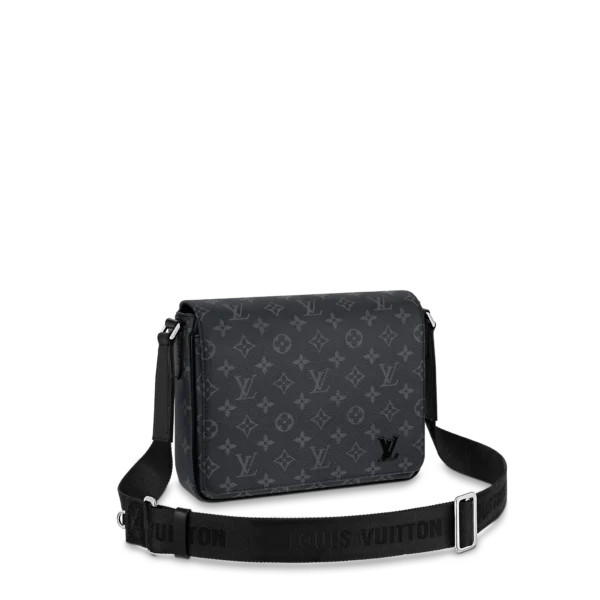 03c6e84c89fc35f7fcaf9f2a38e2b71d Louis Vuitton District PM M46255