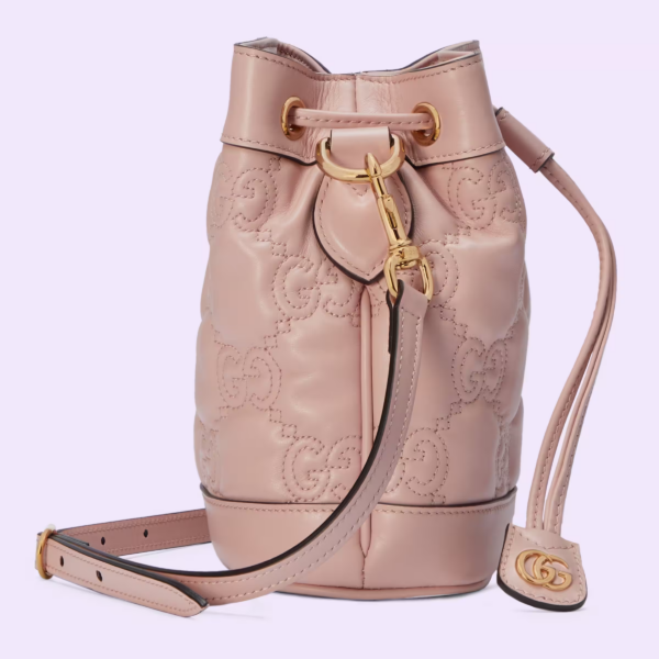 058fb70d6e0fa6c431a55ffb732c8760 GG Matelassé bucket bag