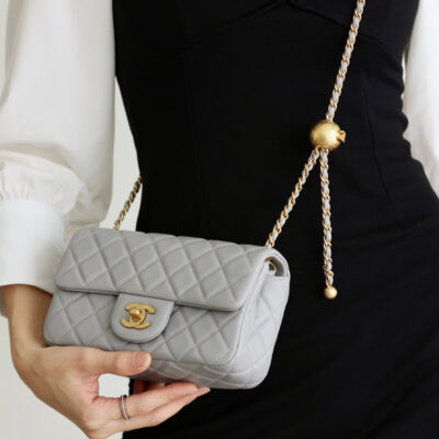 13340171313256321_b6d3307e-943b-4ce2-b7eb-0499f2da0c3c FLAP BAG 20CM GREY LAMBSKIN GOLD HARDWARE