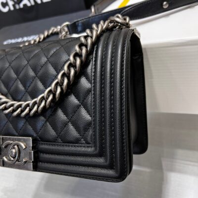 13344148836235159_450ebbe1-51d9-4d39-82bc-baf6a8b04bc8 BOY BAG MEDIUM 25 BLACK CAVIAR RUTHENIUM HARDWARE