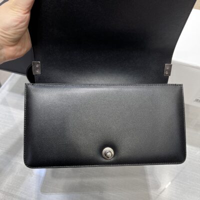 13344148843131653_47bffb8f-acff-4155-b714-0265157f2212 BOY BAG MEDIUM 25 BLACK CAVIAR RUTHENIUM HARDWARE