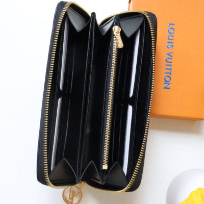 13349352752733454_02740ede-8335-4967-93d5-5e78da48a406 ZIPPY WALLET 19 BLACK EMBOSSED LAMBSKIN