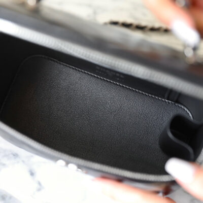13350828595000659_047fb7b2-9441-4cfa-b8b2-1030612003de CC VANITY CASE 17 BLACK LAMBSKIN SILVER HARDWARE