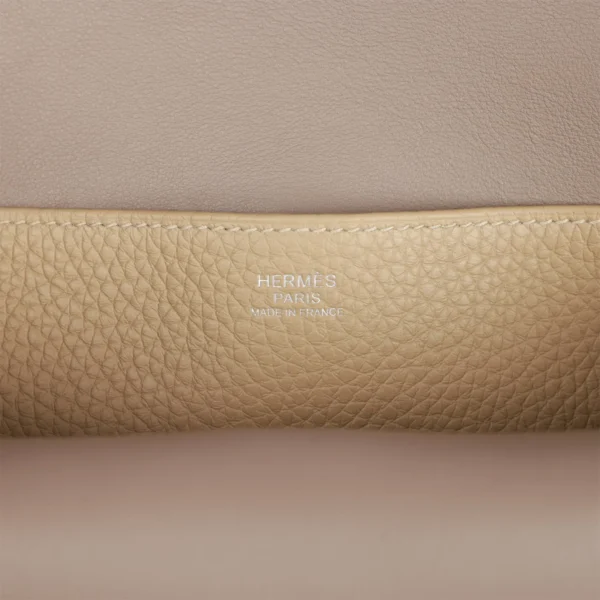 Hermès Halzan 25 Trench Clemence Verso Palladium Hardware