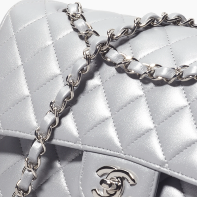CLASSIC HANDBAG Pearly Lambskin & Silver-Tone Metal