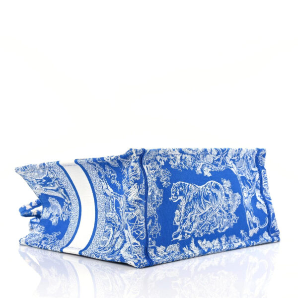 146214447adef5d10429a699ccd46c17 CHRISTIAN DIOR Canvas Embroidered Medium Dioriviera Toile De Jouy Book Tote Fluorescent Blue