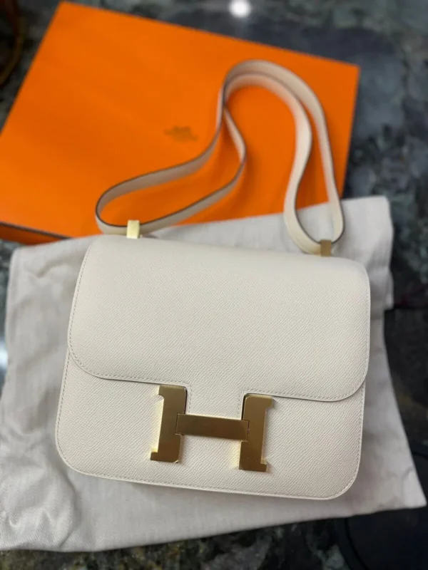 Hermès Constance 1-24 Nata Epsom Gold Hardware