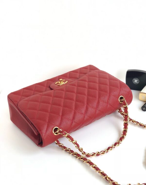 FLAP BAG JUMBO 30CM RED CAVIAR GOLD HARDWARE