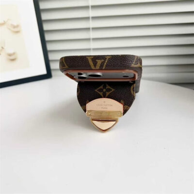 1578F80A80FDDACF13444FCF621B1440-1 LV Luxury Phone Case with Strap For iPhone 13-18 Pro & Pro Max