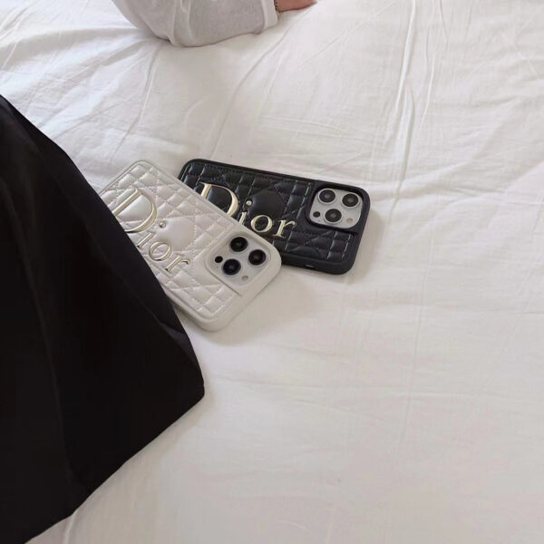 CD Stylish Lady iPhone Case – Sophisticated Protection