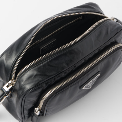 1824712700441b11cd605daaf268f624 Prada 纳帕皮革 复古 皮革 multi-pocket 肩背包