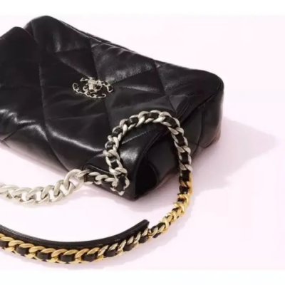 CHANEL 19 LARGE HANDBAG