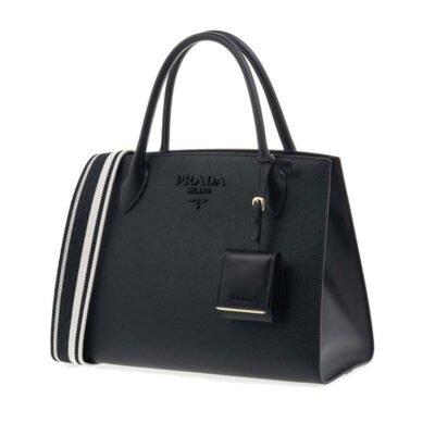 1cb859fbe4cb7b743619796b3f7a7cac Prada 单色 十字纹皮革 中号包