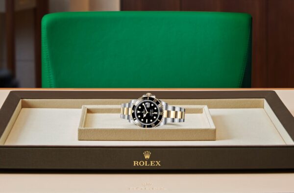 1f707e6b6bde90d67cfef0d61e3eef87 Rolex Submariner-M126613ln 0002 - Best Luxury Diving Watch