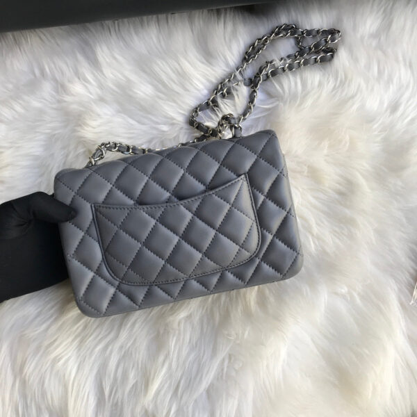 20200107_i1578374914_8998_8_jpg CC MINI 20 BAG IN SHADOW GREY CALFSKIN GOLD HARDWARE