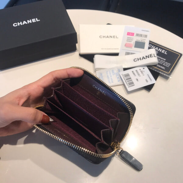 20201013_i1602573918_3258_6_jpg_897668b1-8131-44d2-885c-24774339367a CC ZIPPED CAVIAR PURSE 11 BLACK CALFSKIN GOLD ICON