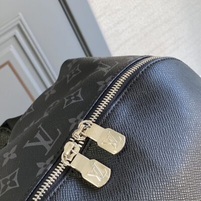 DISCOVERY BACKPACK 40 IN BLACK MONOGRAM CANVAS
