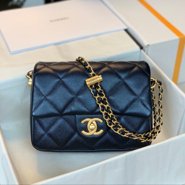 20211010_i1633841331_4063_0_jpg_c0e5570c-d820-42cc-870a-d2ab147ded2d CHANEL 25S CLASSIC FLAP 19 CM IN BLACK CAVIAR LEATHER WITH GOLD HARDWARE