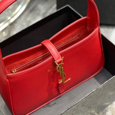 20220401_i1648808504_5938_4_jpg_cc8d3905-dd54-40c8-81d7-49f3473cb770 LE 5 A 7 23 RED LAMBSKIN GOLD HARDWARE
