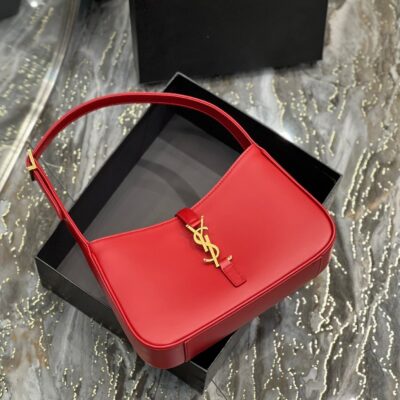 20220401_i1648808504_6724_8_jpg_9e4350ba-2a25-4934-8878-7d6c401ea62b LE 5 A 7 23 RED LAMBSKIN GOLD HARDWARE