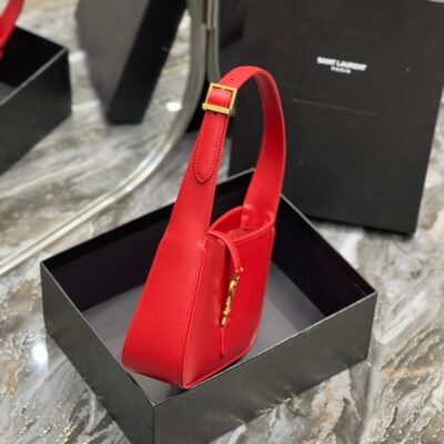 20220401_i1648808504_7241_6_jpg_b7157649-6866-444d-8d1f-b56e2abc9c4d LE 5 A 7 23 RED LAMBSKIN GOLD HARDWARE
