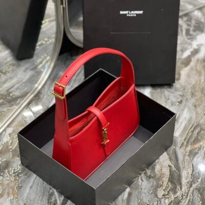 20220401_i1648808504_788_3_jpg_c6709015-45d6-42f5-b836-2129bf8f2e1c LE 5 A 7 23 RED LAMBSKIN GOLD HARDWARE