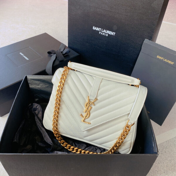 20220414_i1649919767_3134_0_jpg COLLEGE MEDIUM 24 IN WHITE LAMBSKIN GOLD HARDWARE