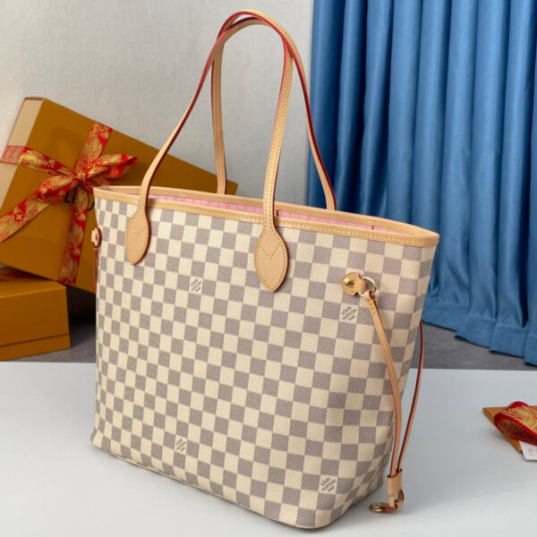20220515_i1652549853_7254_1_jpg_b95fc6fb-35df-42d7-a83b-5d59a843a652 NEVERFULL MM 32 GREY CREAM DAMIER AZUR