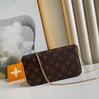 20220521_i1653111897_467_2_jpg FÉLICIE POCHETTE 21 IN BROWN MONOGRAM CANVAS GOLD HARDWARE