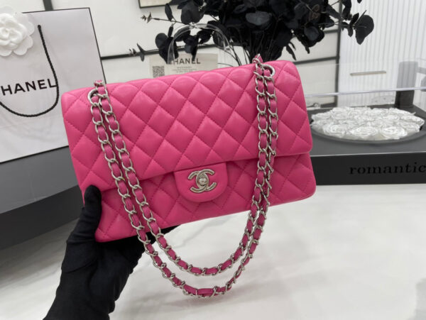 CC 25 CLASSIC SMALL DOUBLE FLAP BAG IN BRIGHT PINK CALFSKIN WITH STRAP