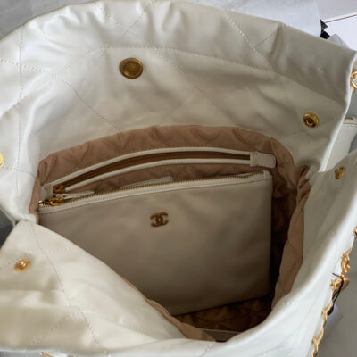 20220608_i1654623076_7676_6_jpg CC MEDIUM 37 HANDBAG IN WHITE SHINY CALFSKIN GOLD HARDWARE