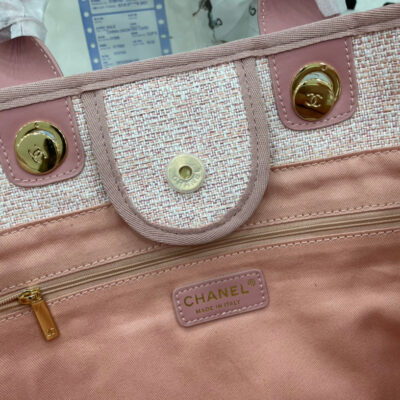 20220623_i1655999877_3405_8_jpg CC DEAUVILLE LARGE 38 TOTE BAG IN LIGHT PINK CANVAS GOLD HARDWARE