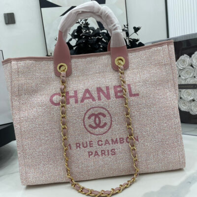 20220623_i1655999877_9103_1_jpg CC DEAUVILLE LARGE 38 TOTE BAG IN LIGHT PINK CANVAS GOLD HARDWARE
