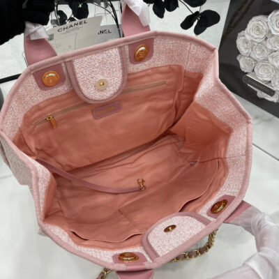 20220623_i1655999877_9354_7_jpg CC DEAUVILLE LARGE 38 TOTE BAG IN LIGHT PINK CANVAS GOLD HARDWARE