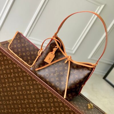 20220706_i1657105253_3984_0_jpg CARRYALL PM 29 BROWN BEIGE MONOGRAM CANVAS