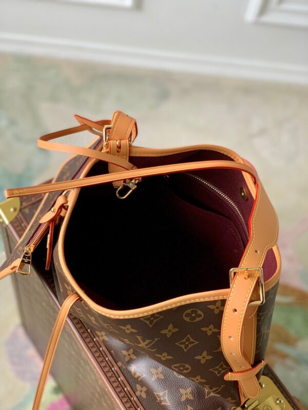20220706_i1657105253_647_6_jpg CARRYALL PM 29 BROWN BEIGE MONOGRAM CANVAS