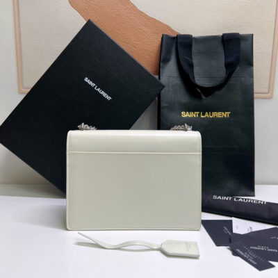 20220728_i1658998537_6788_8_jpg SUNSET MEDIUM 22 IN WHITE CALFSKIN SILVER HARDWARE