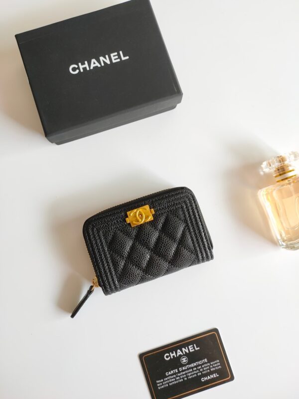 20220821_a1661075273764_6225_jpg_6ddeabaf-c52b-4107-b850-79000e2908db CC BOY ZIP COIN PURSE 11.5 BLACK GRAINED CALFSKIN GOLD ICON