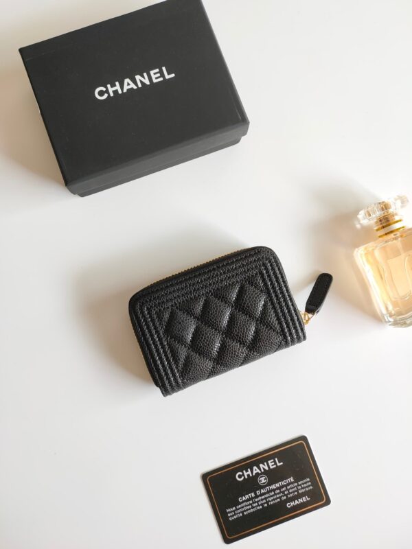 20220821_a1661075274065_8226_jpg_857c7dec-913a-4fee-9034-67b55edcf308 CC BOY ZIP COIN PURSE 11.5 BLACK GRAINED CALFSKIN GOLD ICON