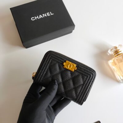 20220821_a1661075274349_7446_jpg_c6109c91-c4e9-4b57-b2dd-f08f25cdb551 CC BOY ZIP COIN PURSE 11.5 BLACK GRAINED CALFSKIN GOLD ICON