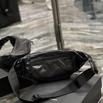 CROSSBODY BAG 24 IN BLACK POLISHED NYLON