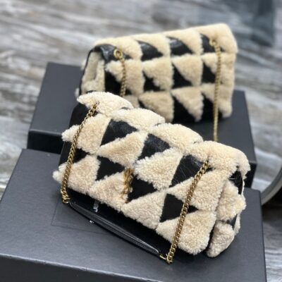 20221123_i1669198982_8662_3_jpg JAMIE BAG 25 IN BLACK CALFSKIN MIX BEIGE SHEARLING GOLD HARDWARE
