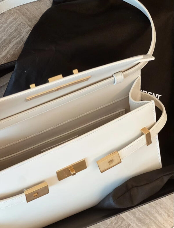 20230110_a1673324671228_7073_jpg MANHATTAN 29 TOP-HANDLE IN SMOOTH WHITE CALFSKIN