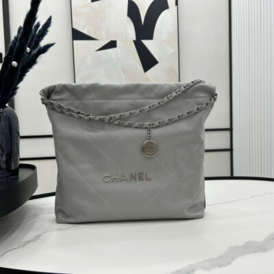 CC LARGE 42 HANDBAG IN GREY CALFSKIN SILVER HARDWARE
