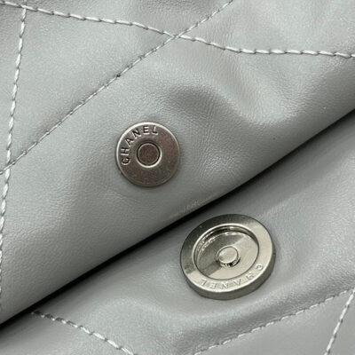 20230318_i1679087500_7336_8_jpg CC MEDIUM 37 HANDBAG IN GREY CALFSKIN SILVER HARDWARE