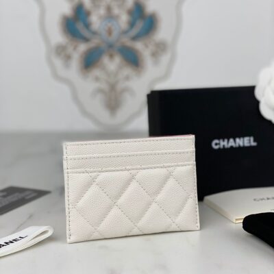 CC CARD HOLDER 19.5 WHITE GRAINED CALFSKIN GOLD ICON