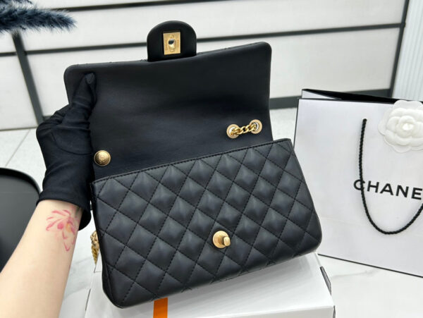 20230408_i1680924542_7817_5_jpg CC SMALL 23 FLAP BAG IN BLACK CALFSKIN GOLD HARDWARE