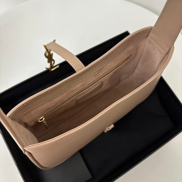 20230413_i1681361755_8811_6_jpg LE 5 À 7 BAG 24 BEIGE CREAM CALFSKIN