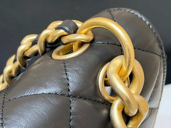 20230504_i1683166825_2384_7_jpg 25S CHANEL MEDIUM FLAP BAG 25 IN BLACK CALFSKIN GOLD HARDWARE